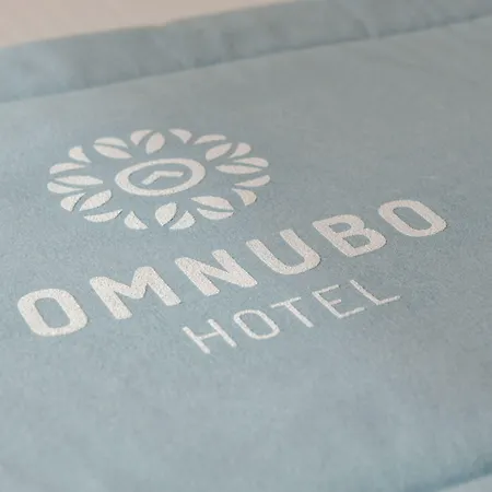 Omnubo Collection Les Épesses