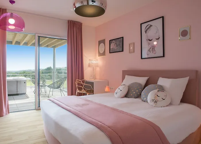 Omnubo Collection Hotel